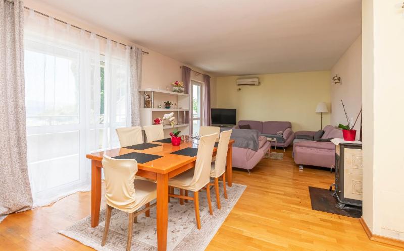 Apartment Duce beach - image 26