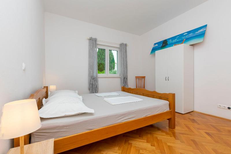 Apartment Duce beach - image 24
