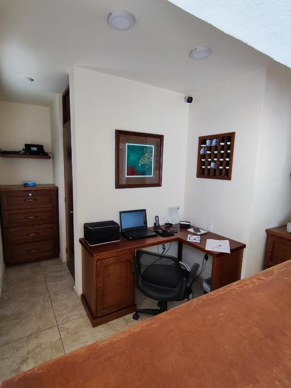 Hotel Lorimar - image 9