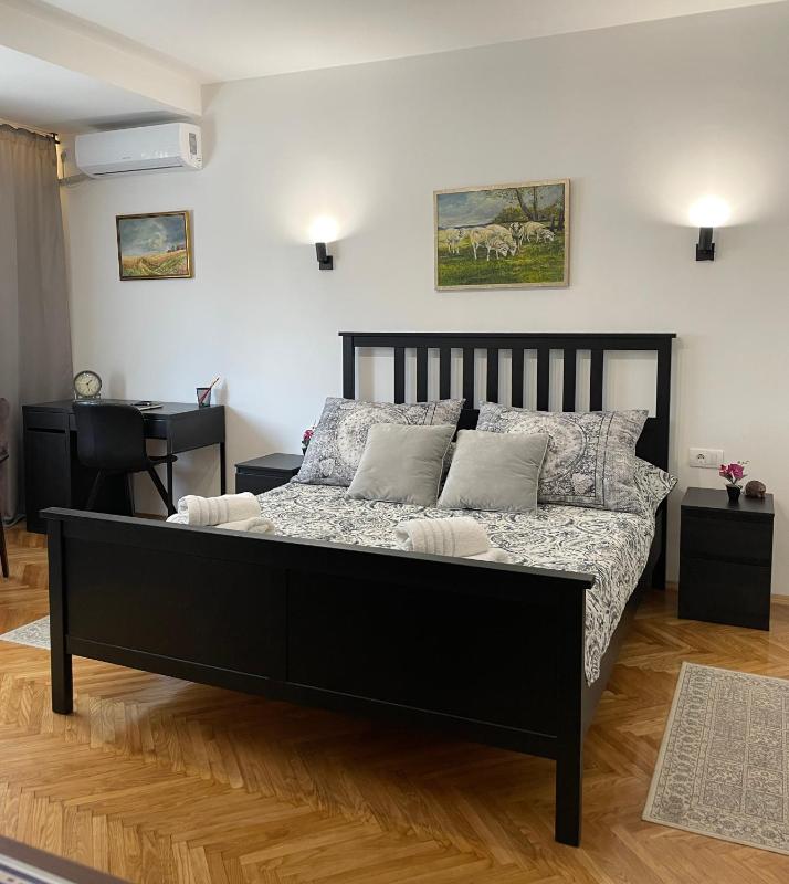 Boulevard 63 Apartment - Na 200 metara od BELE PARKING ZONE - image 12