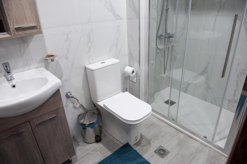 Suite with Garden View image 4