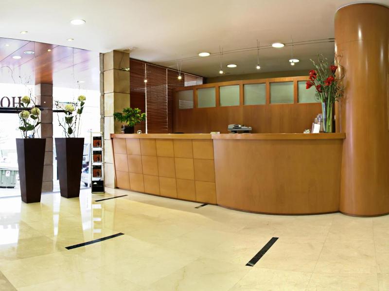 Hotel Sercotel Tres Luces - image 41