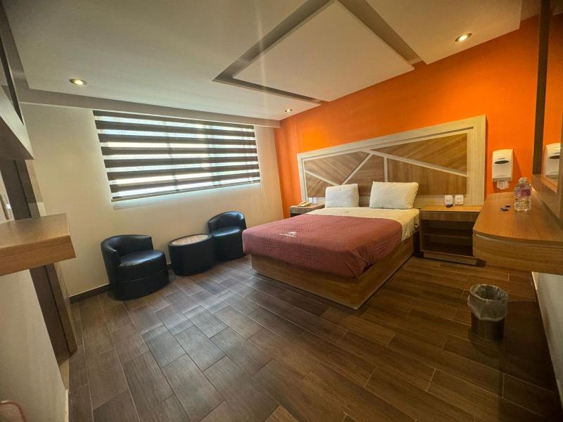 Hotel Moctezuma La Villa - image 9
