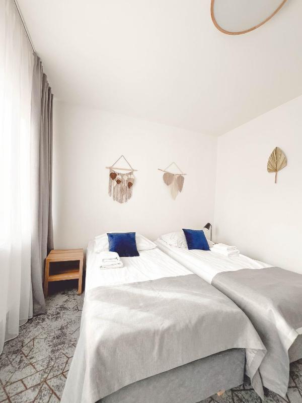 Double or Twin Room with Private Bathroom image 1