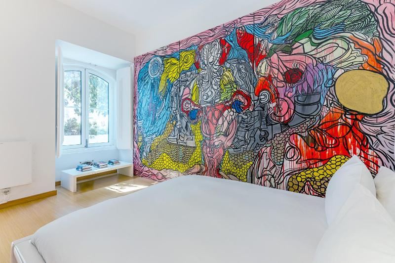 Studio Apartment image 3