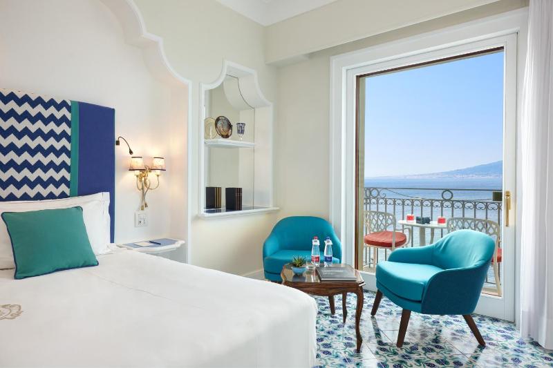 Premier Double or Twin Room with Sea View image 3