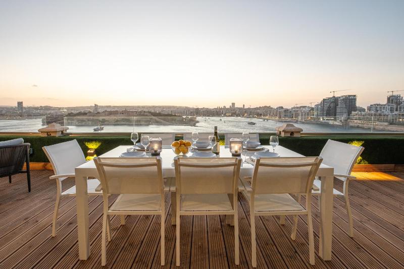 The Iconic Terrace Valletta - image 10