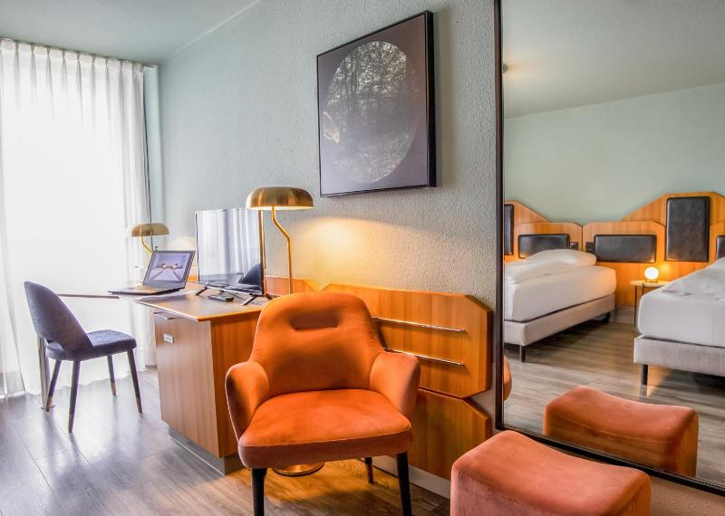 Superior Room with 1 Double Bed and 1 Sofa Bed image 4