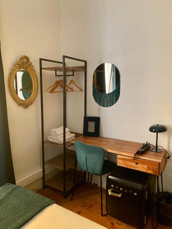 Double Room image 1