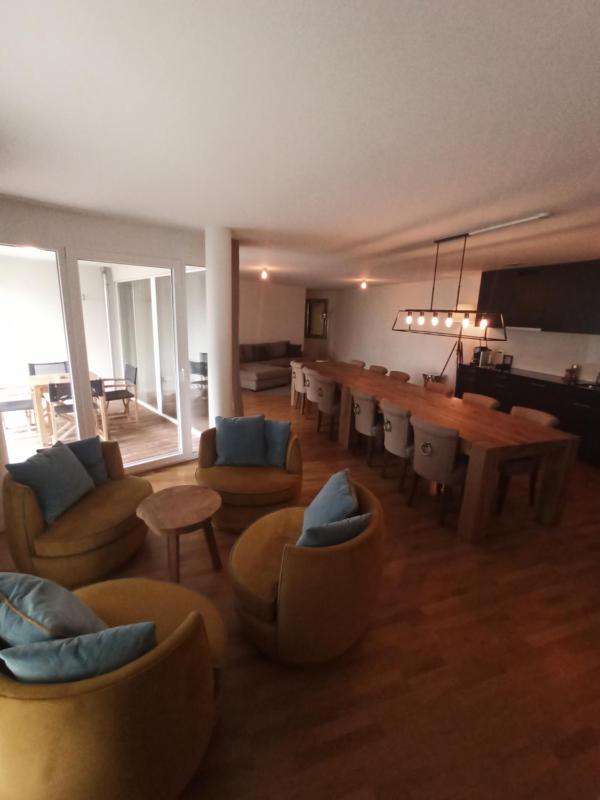 Two-Bedroom Apartment with Garden View image 2