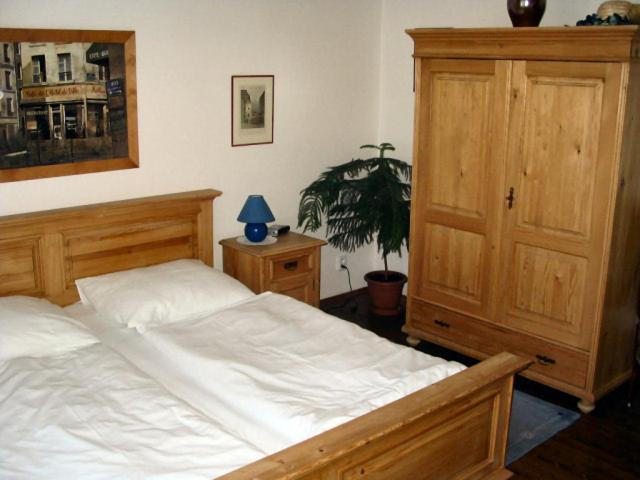 Triple Room with Garden View image 2