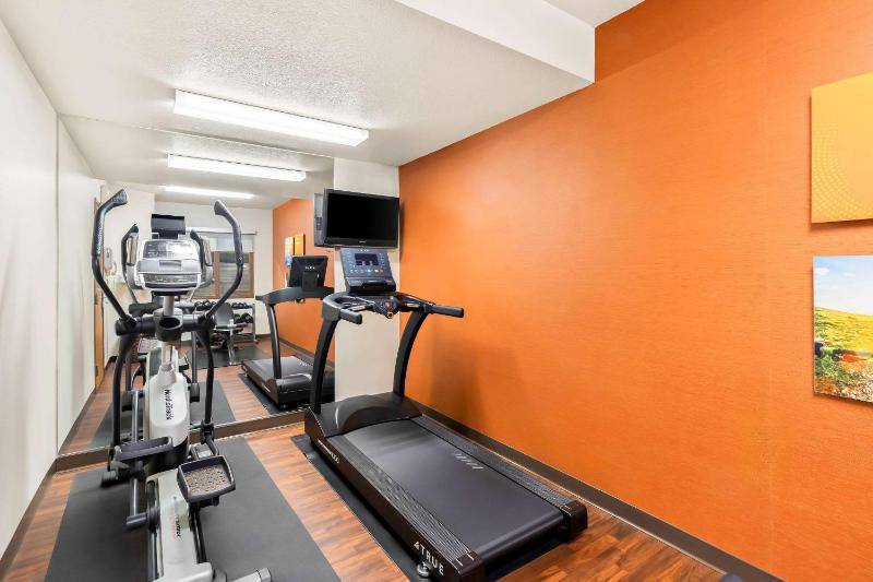 Comfort Suites Portland Airport - image 16