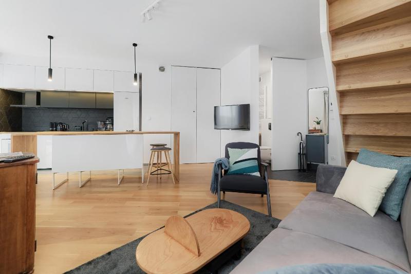 Two Level Apartment 2WATERS by Noclegi Renters - image 26