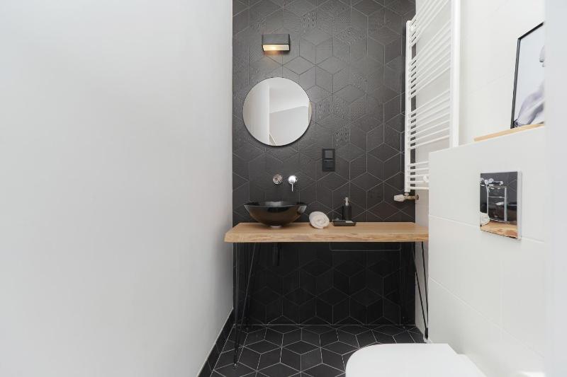 Two Level Apartment 2WATERS by Noclegi Renters - image 41