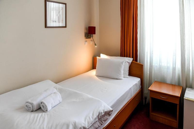 Single Room image 1