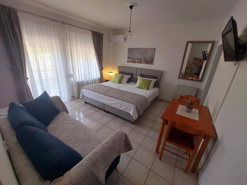 Eleni's Apartments Igoumenitsa - Γκαρσονιέρα 2ου ορόφου επιπλωμένη, εξοπλισμένη Images