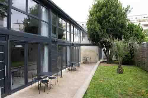 Studio - Duplex image 2