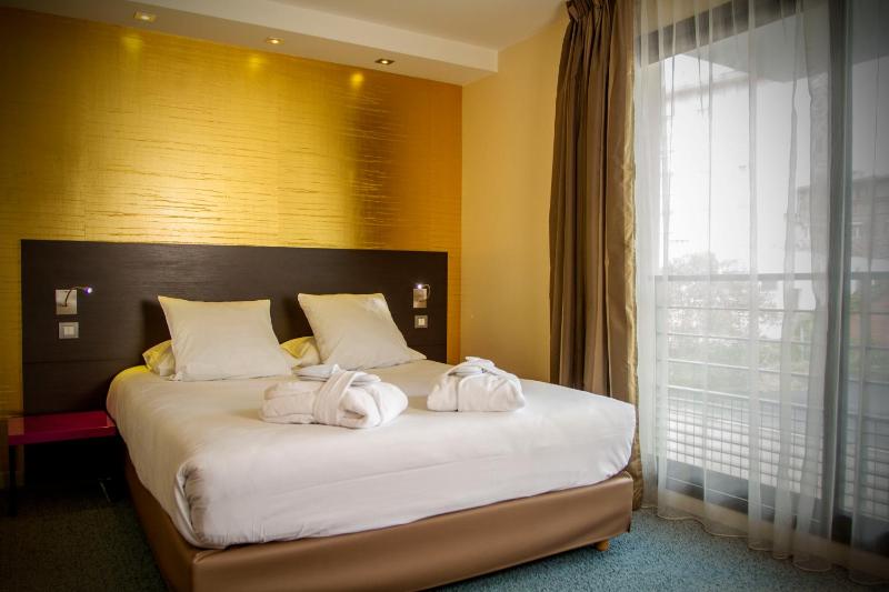 Studio Apartment image 1