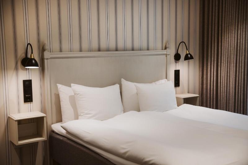 Queen Room image 1