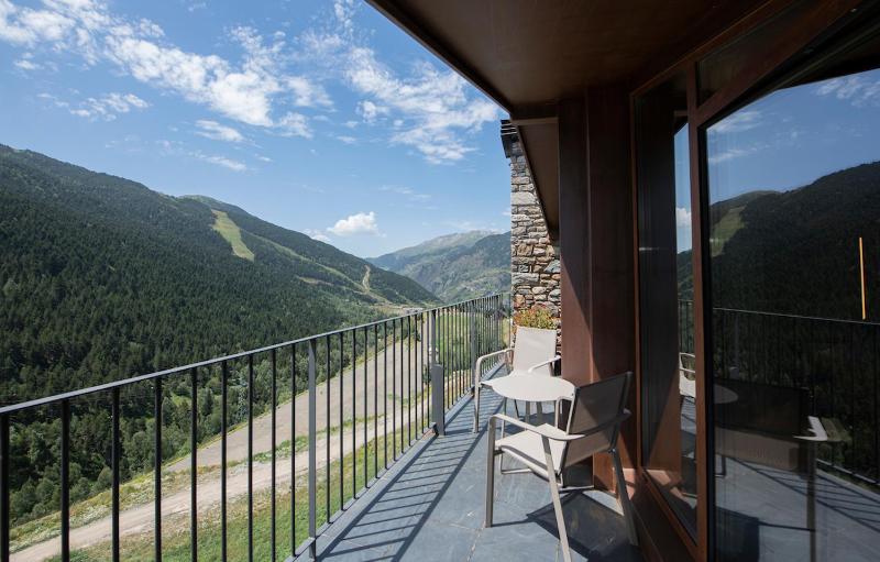 Suite with Balcony image 4