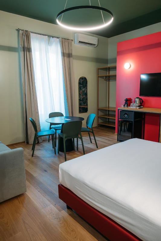 Executive Triple Room image 2