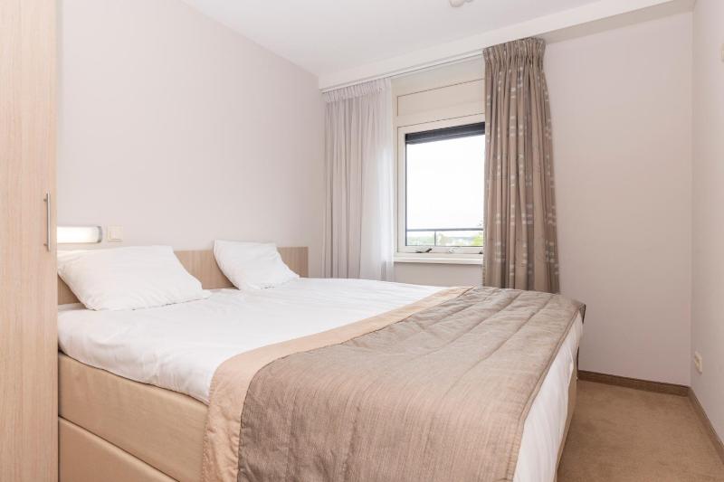 One-Bedroom Apartment image 1