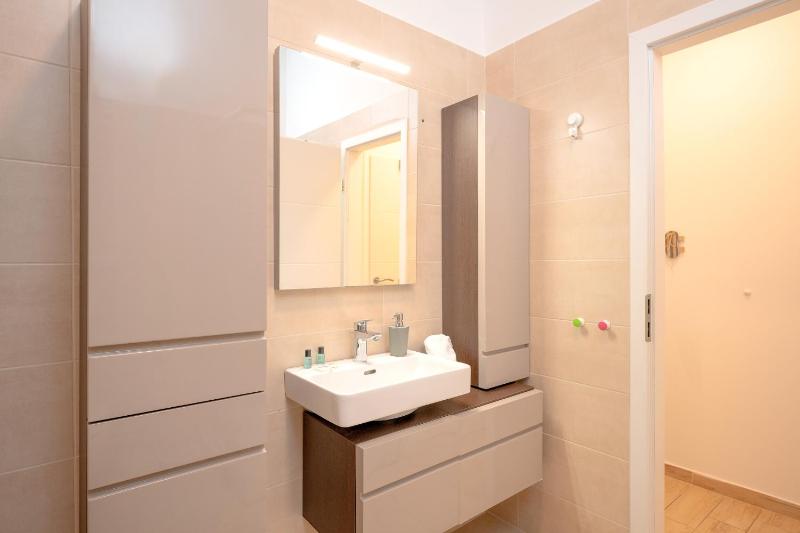 Apartment - Ground Floor image 3