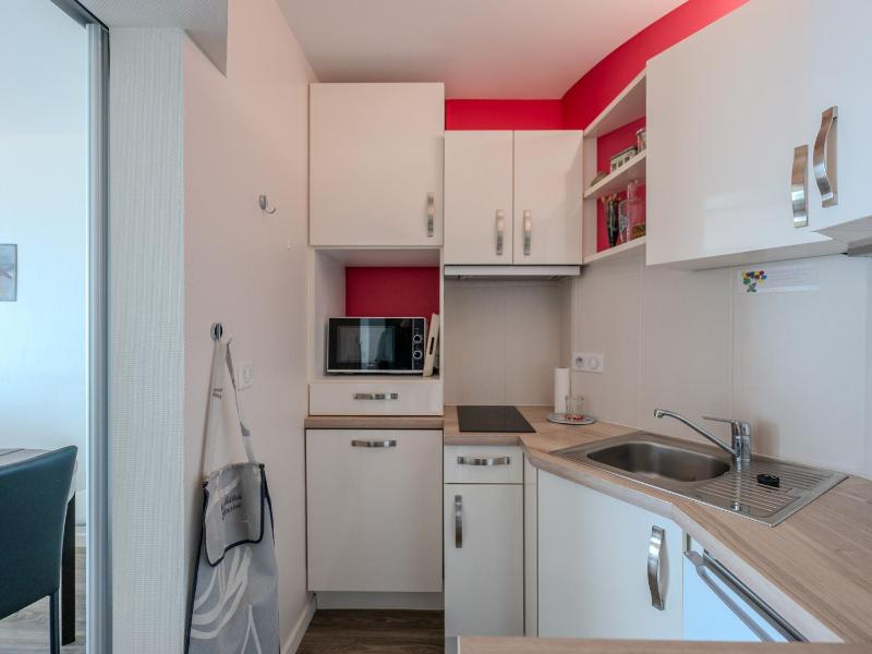Appartement T2 avec balcon face mer - FR-1-197-132 - image 3