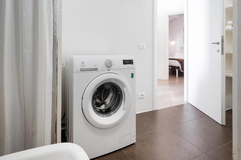 Flats4rent Barbarani - image 13