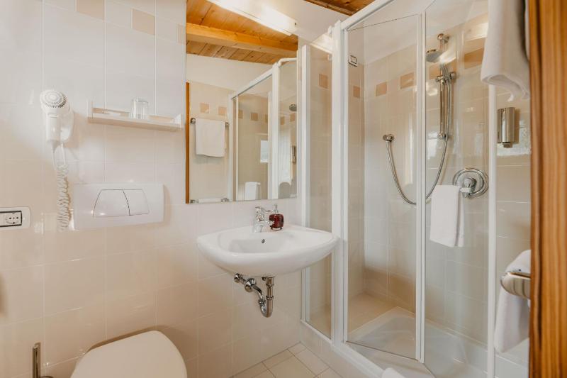 Single Room image 1