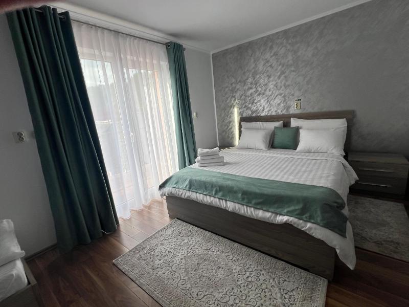 Triple Room image 1