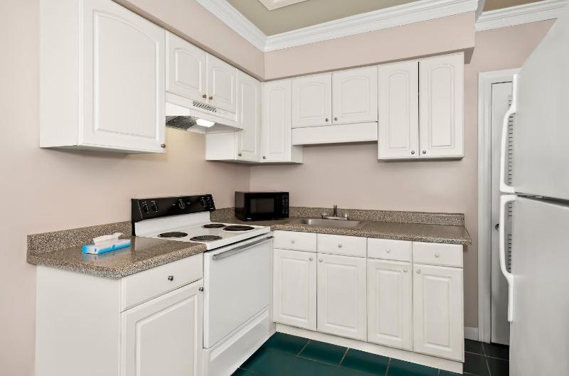 2 Bedroom Apartment image 4