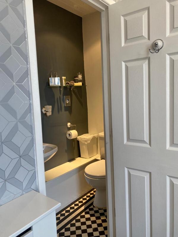 Deluxe Family Room image 3