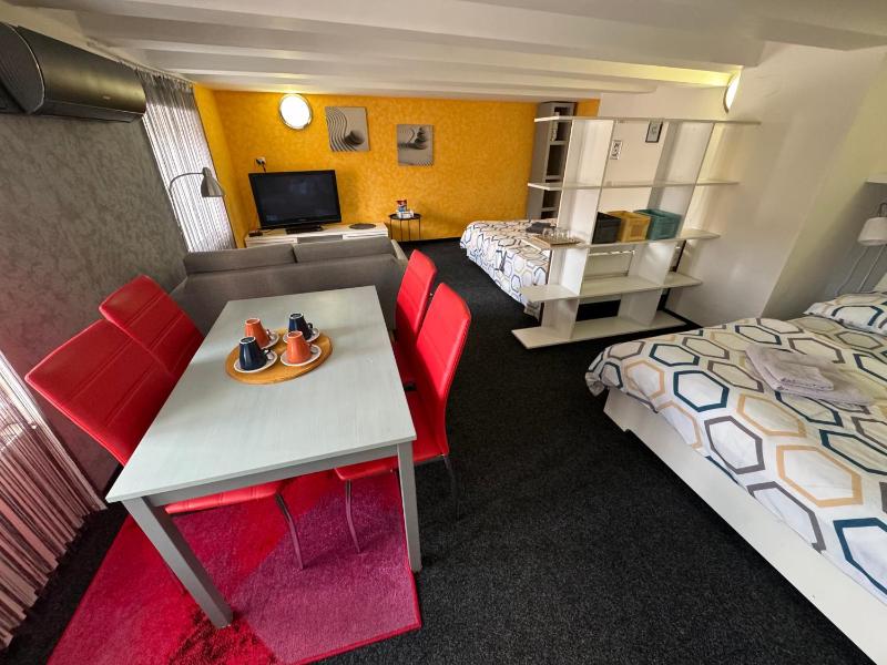 Deluxe Double Room with Bath image 1