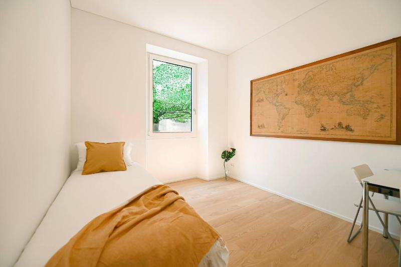 Luxury Central Suite Garden in Lugano - image 12