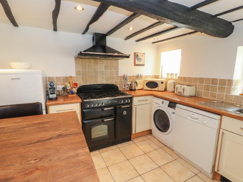 Lillibet Cottage - image 27