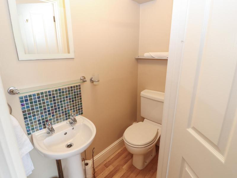 Lillibet Cottage - image 32