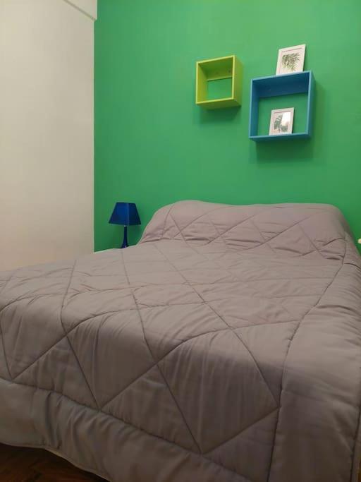 Alójate en Recoleta en este Cómodo Departamento 2 Ambientes - image 8