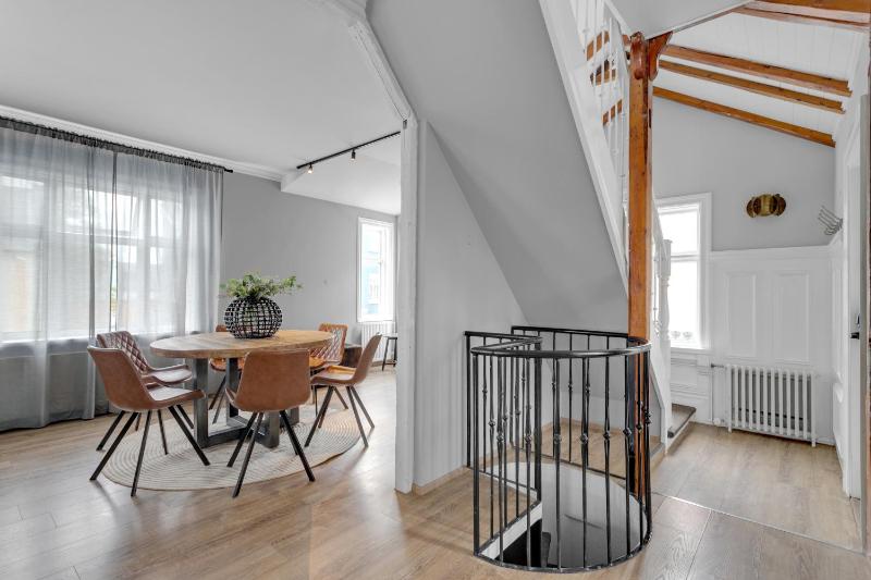 Cozy Studio Apartment in the Heart of Reykjavik - image 8