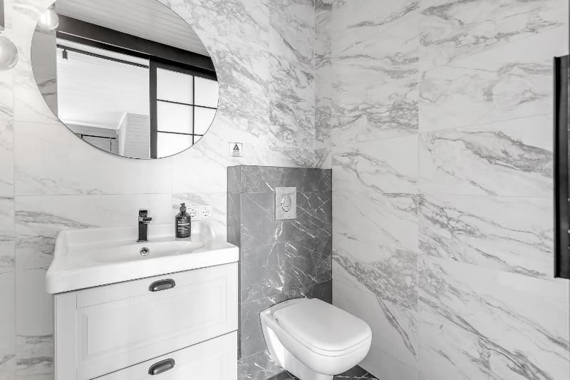 Heart of Reykjavik - Luxury Apartments - image 7