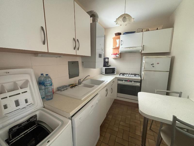 Appartement T3 au 6e etage avec balcon et vue mer - FR-1-197-200 - image 3