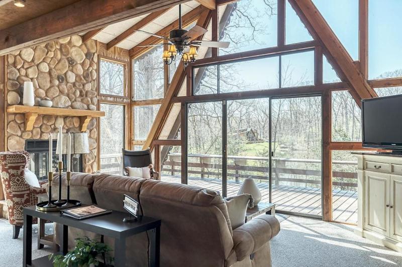 Chalet image 1