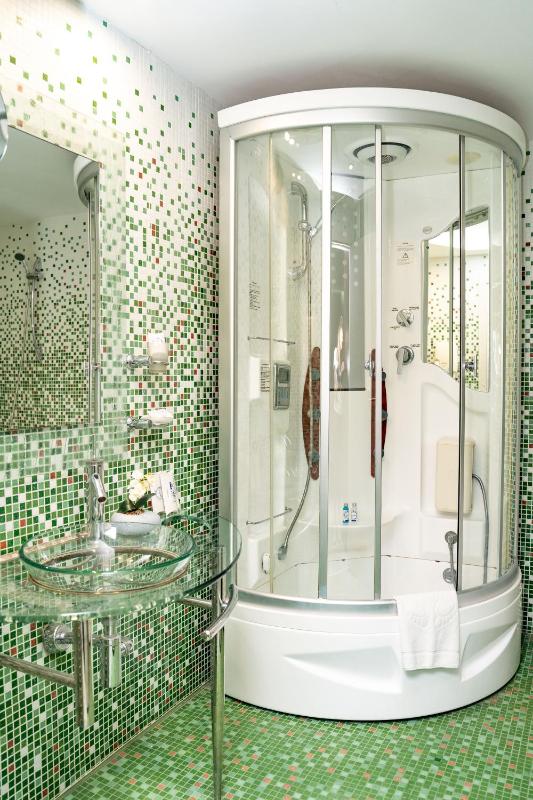Presidential Suite image 2