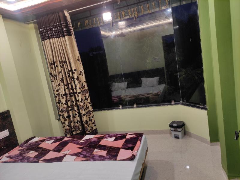 Radha Shree Home Stay - image 10