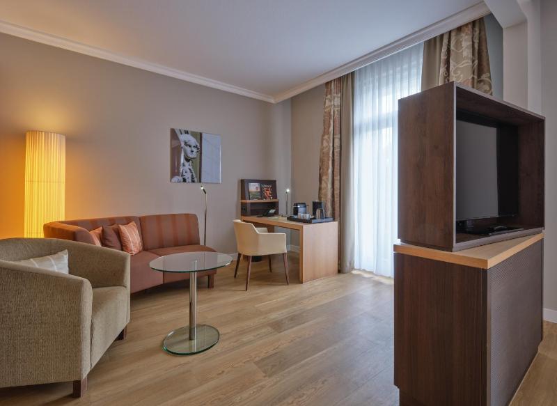 Junior Suite image 4