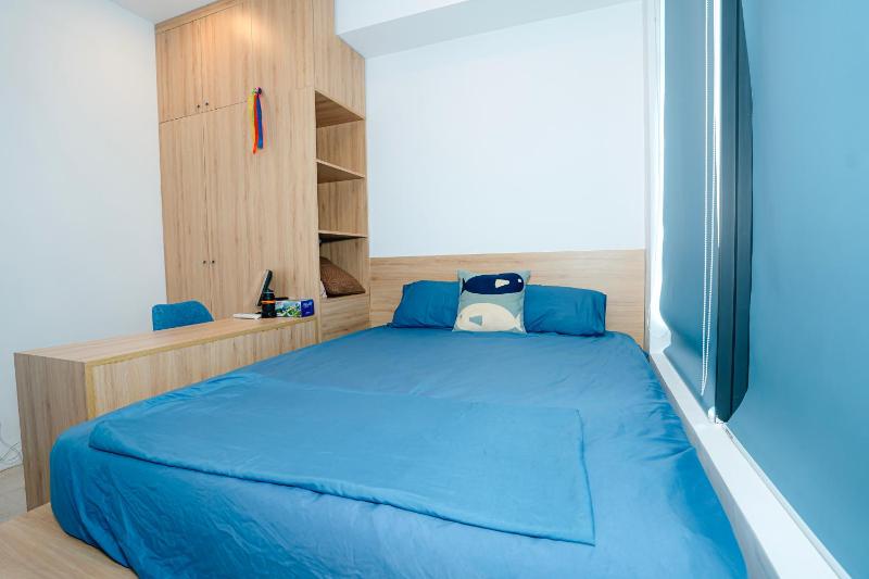 Sunrise from bed Apartment - NhaTrang Beach - image 7