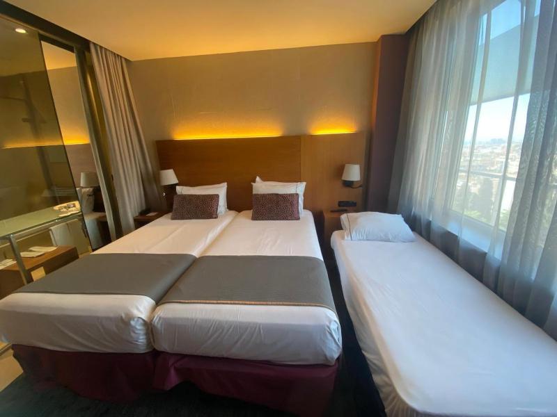 Double or Twin Room with Extra Bed (2 Adults + 1 Child) image 2