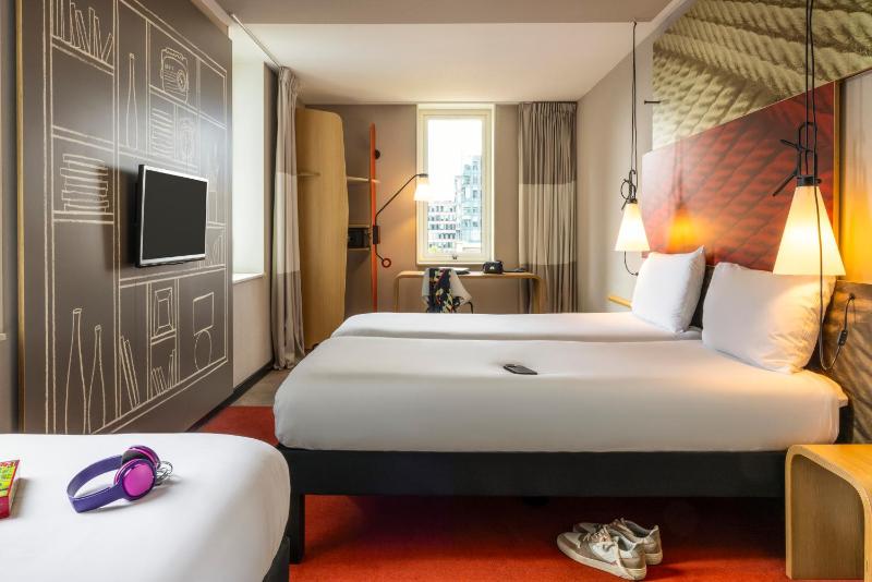 Triple Room image 3