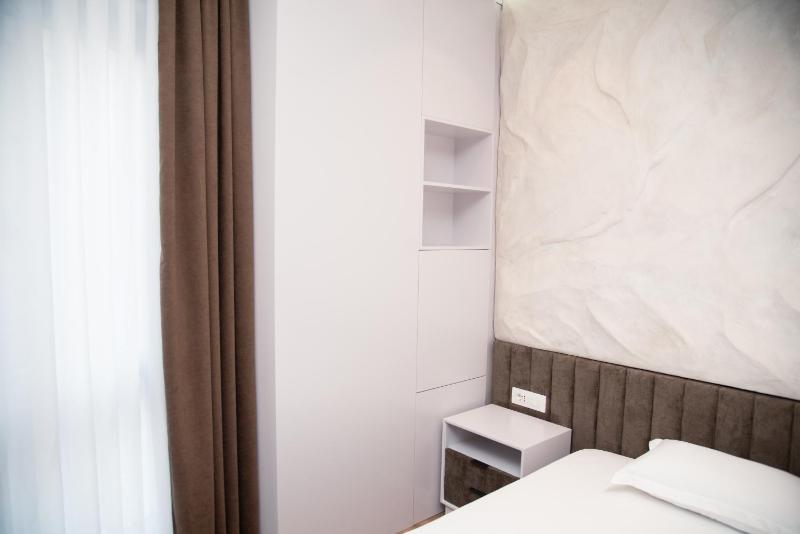 Tani Apartment - image 4