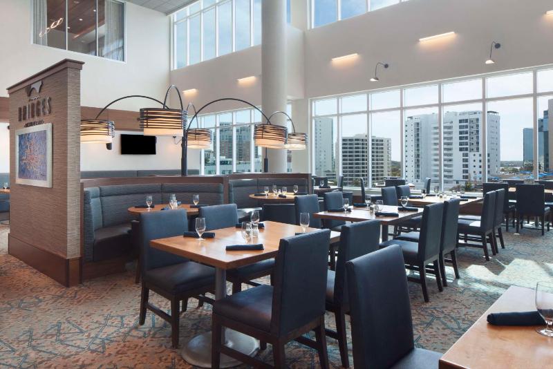 Embassy Suites By Hilton Sarasota - image 12